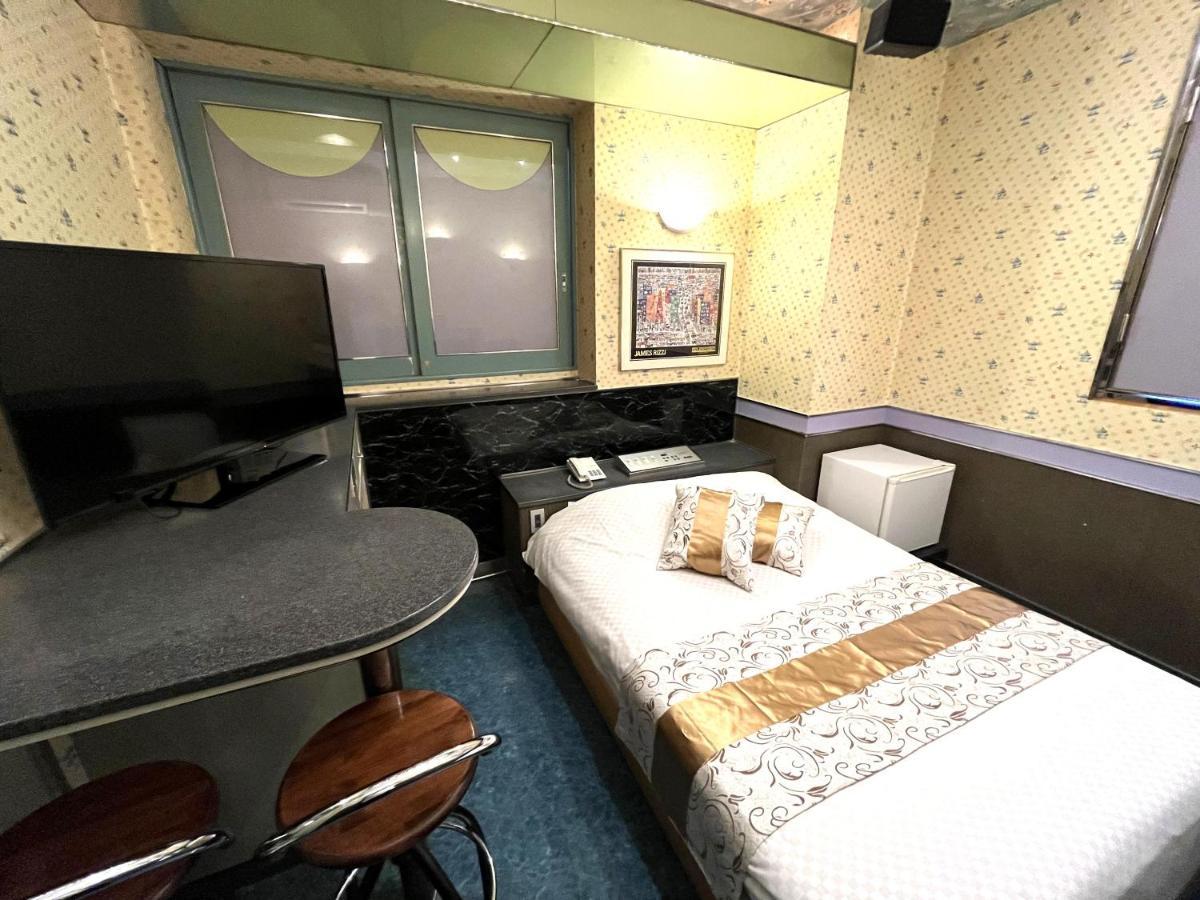 Hotel Crystal 大人専用 Tokio Exterior foto