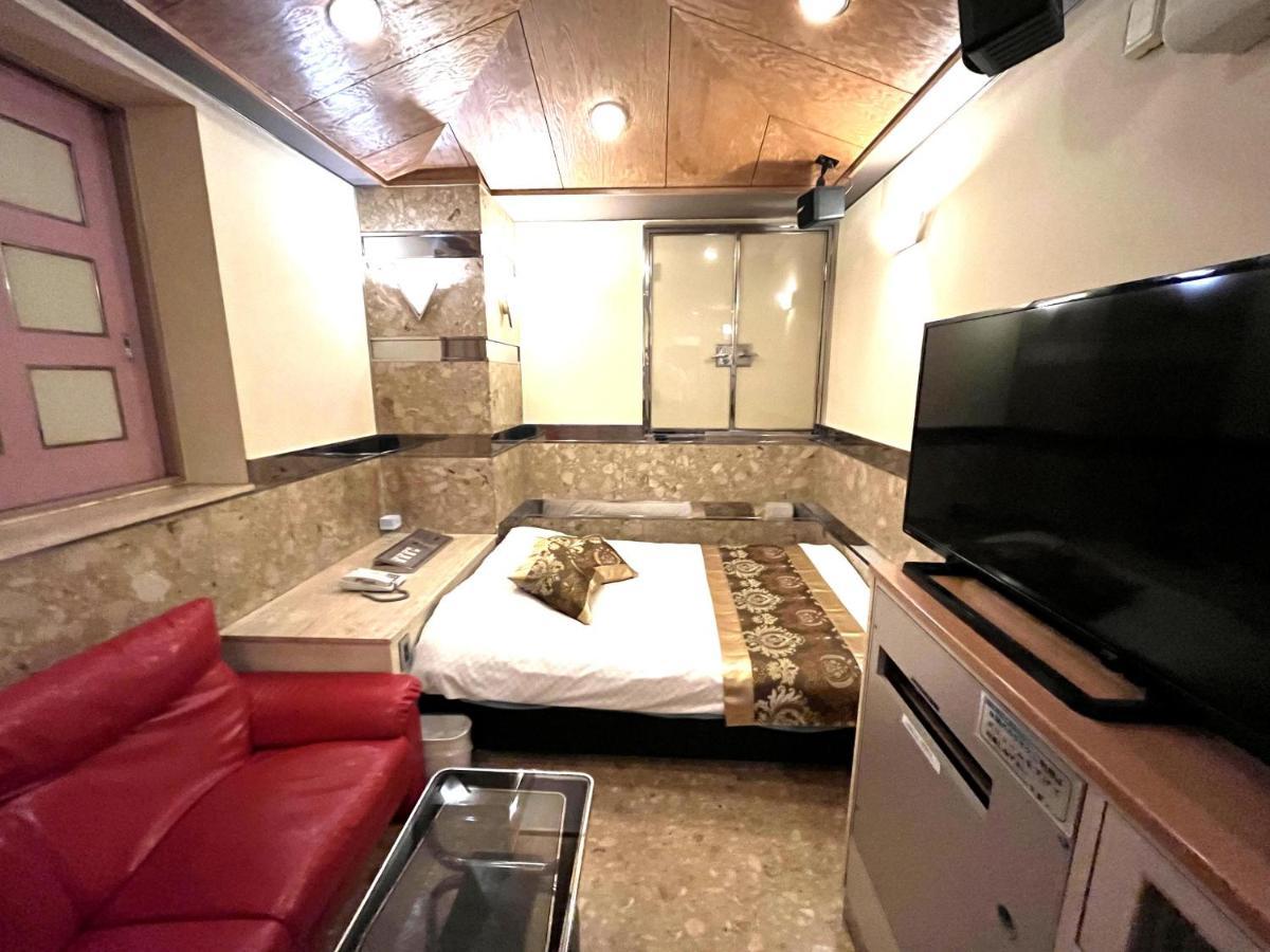 Hotel Crystal 大人専用 Tokio Exterior foto